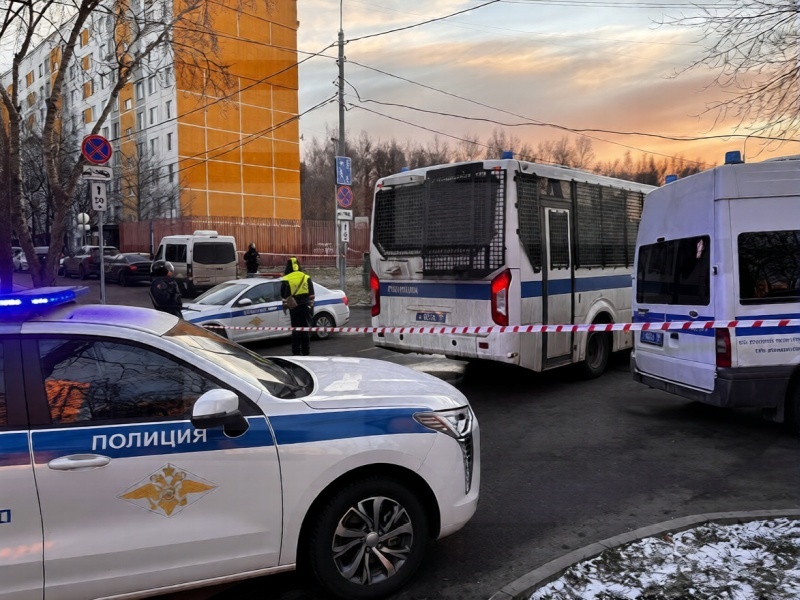    В Москве, рядом с местом убийства генерала Сарварова, взорвали полицейских