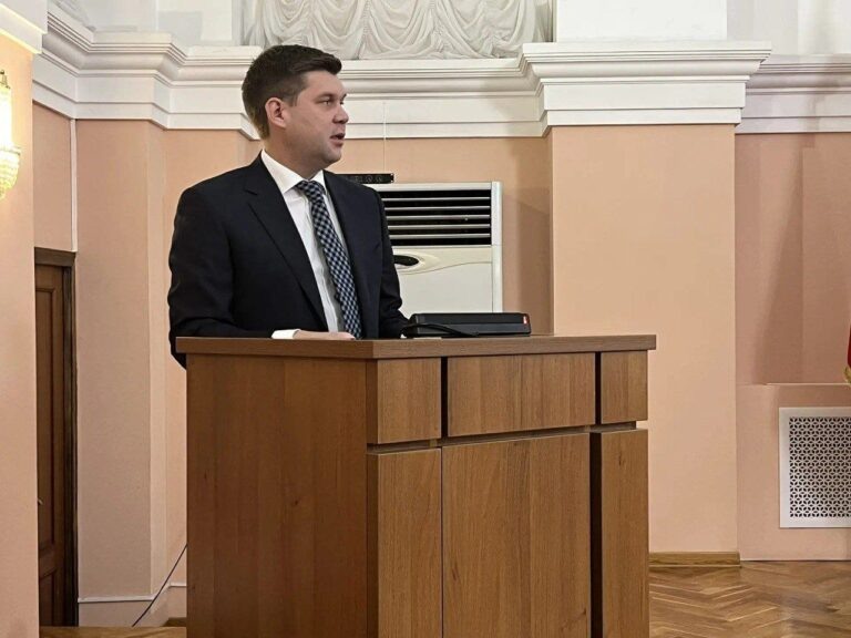    Альберта Юмадилова Горсовет Оренбурга выбрал на пост мэра Алла Черкесатова