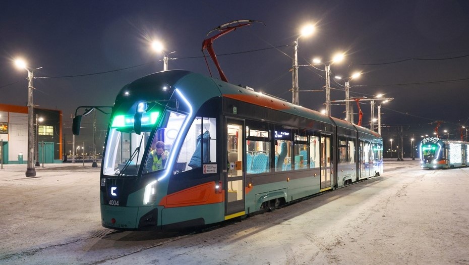   24 декабря в Петербурге запустили трамвай "Славянка" Автор фото: Смольный