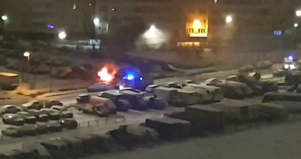    Фото: скриншот видео телеграм-канала Мегаполис | ДТП и ЧП | Санкт-Петербург | Питер