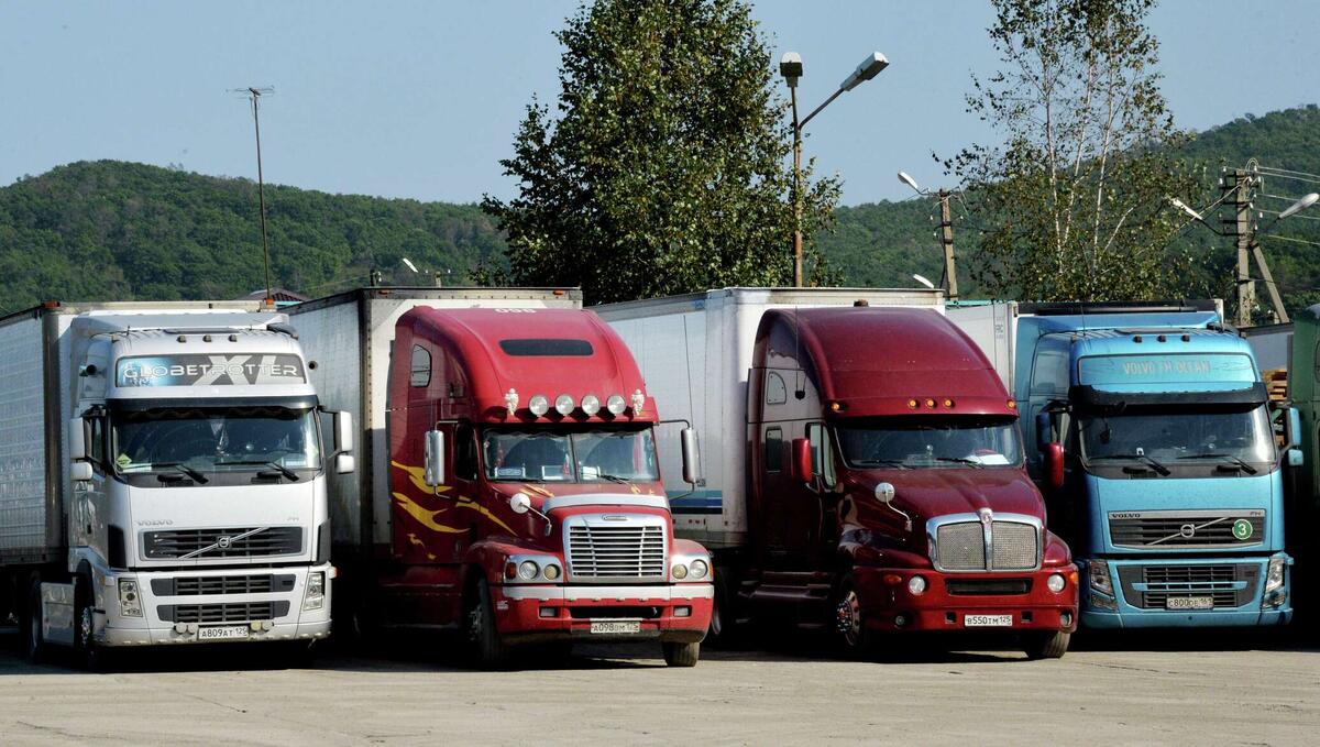 Фуры дальнобойщиков России разные, как и их водители, но отныне всех их объединяет всероссийский чат в MAX.