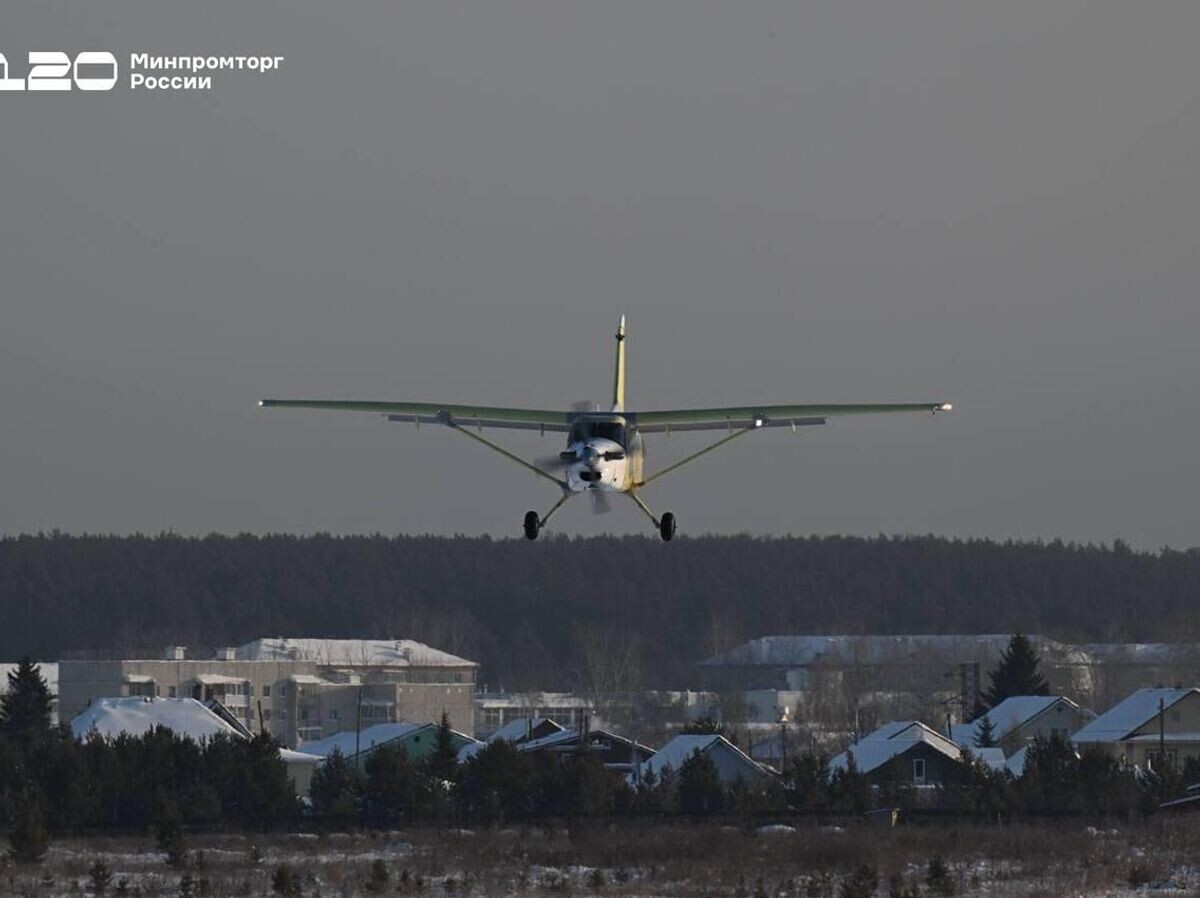    Самолет "Байкал" совершил первый полет с российским двигателем ВК-800 и отечественным винтом АВ-901 | © Фото : Минпромторг России