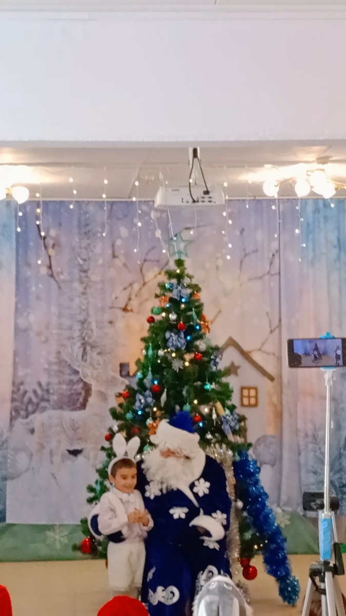 С прошлого года фото😥 Внук был зайчиком 