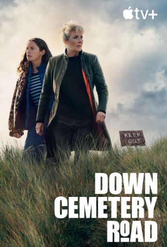 Промо-обложка сериала "По кладбищенской дороге" 