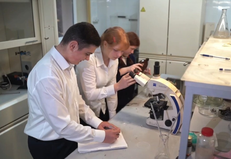    Перед юными исследователями открываются новые горизонты. Фото: телеграм-канал Михаила Развожаева