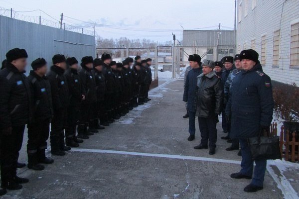 – Жалобы на крыс есть? – Никак нет, гражданин начальник / Фото: пресс-служба ФСИН России