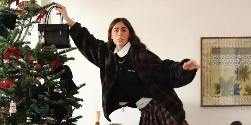    Многие тренды уходящего года не исчезают, а трансформируются и становятся частью гардероба – 2026.соцсети @vicmontanari