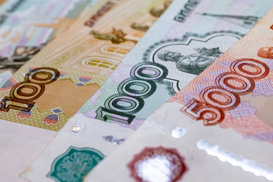    Совфед РФ одобрил повышение штрафов за навязывание услуг до 500 тыс. рублей GLOBAL LOOK PRESS