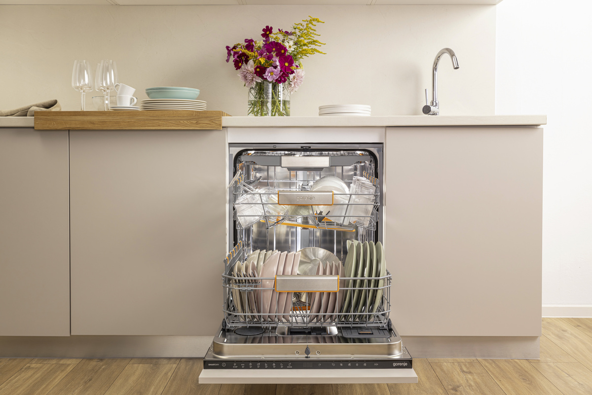 Встраиваемая посудомоечная машина Gorenje GV673B65