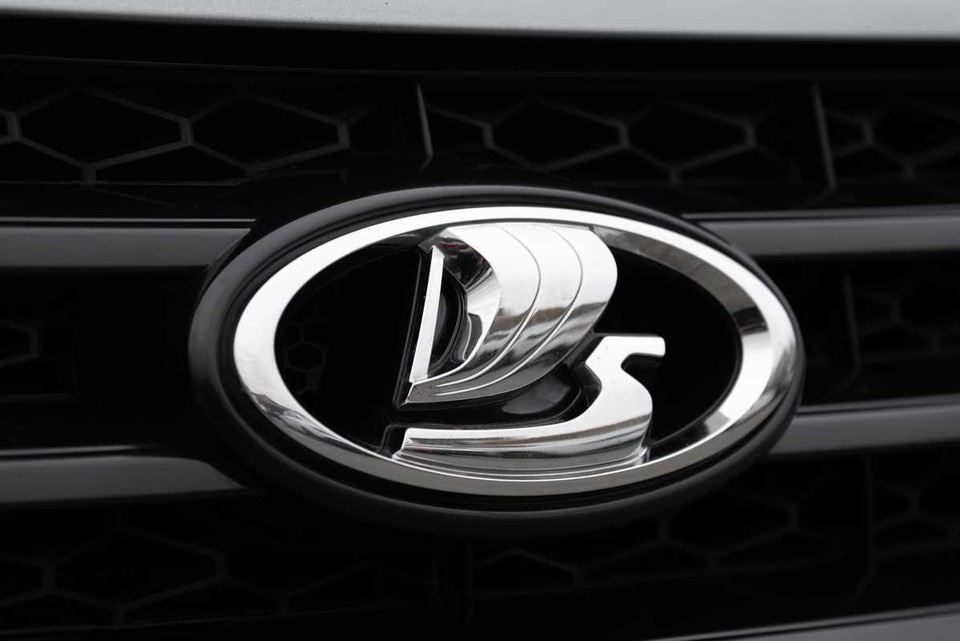    Искра вошла в топ продаваемых авто в РФ. Anton Pentegov / Shutterstock.com / Fotodom