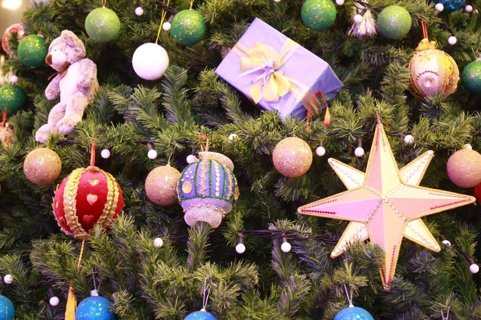    Новогодняя елка. Новый год.. Источник: Олег Укладов