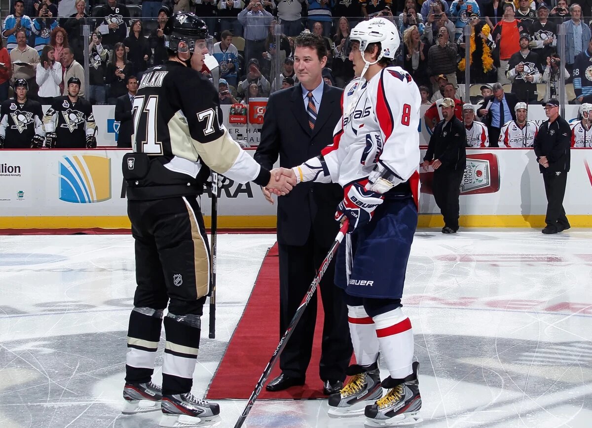     RMNB об игнорировании Лемье рекордов Овечкина: занят ли кумир Алекса, или мешает соперничество с «Кэпс»?