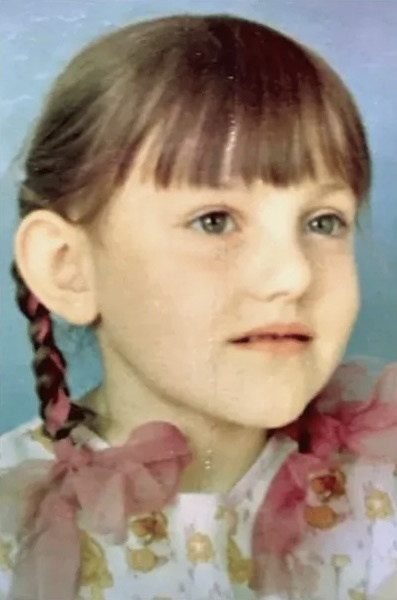 Инга Оболдига в детстве / фото из открытых источников 