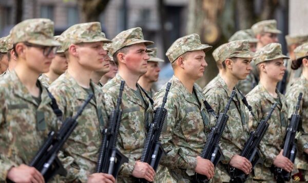 © Lietuvos kariuomenė