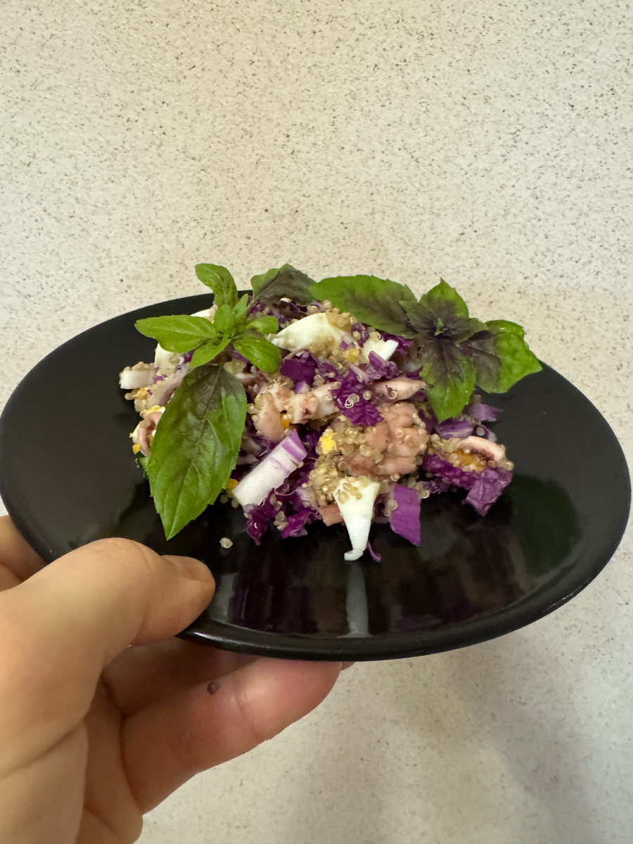 Этот диабетический салат и без заправки можно с руками съесть. Рецепт на втором канале, ссылка внизу статьи