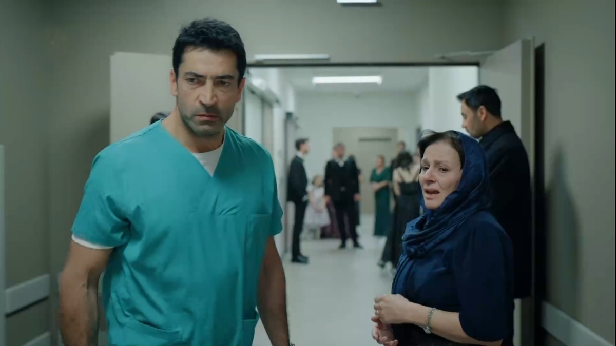 кадр из сериала «Семья — это испытание»