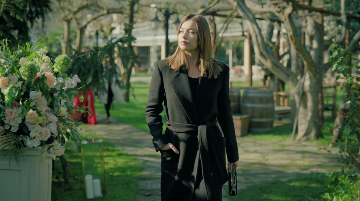 кадр из сериала «Семья — это испытание»