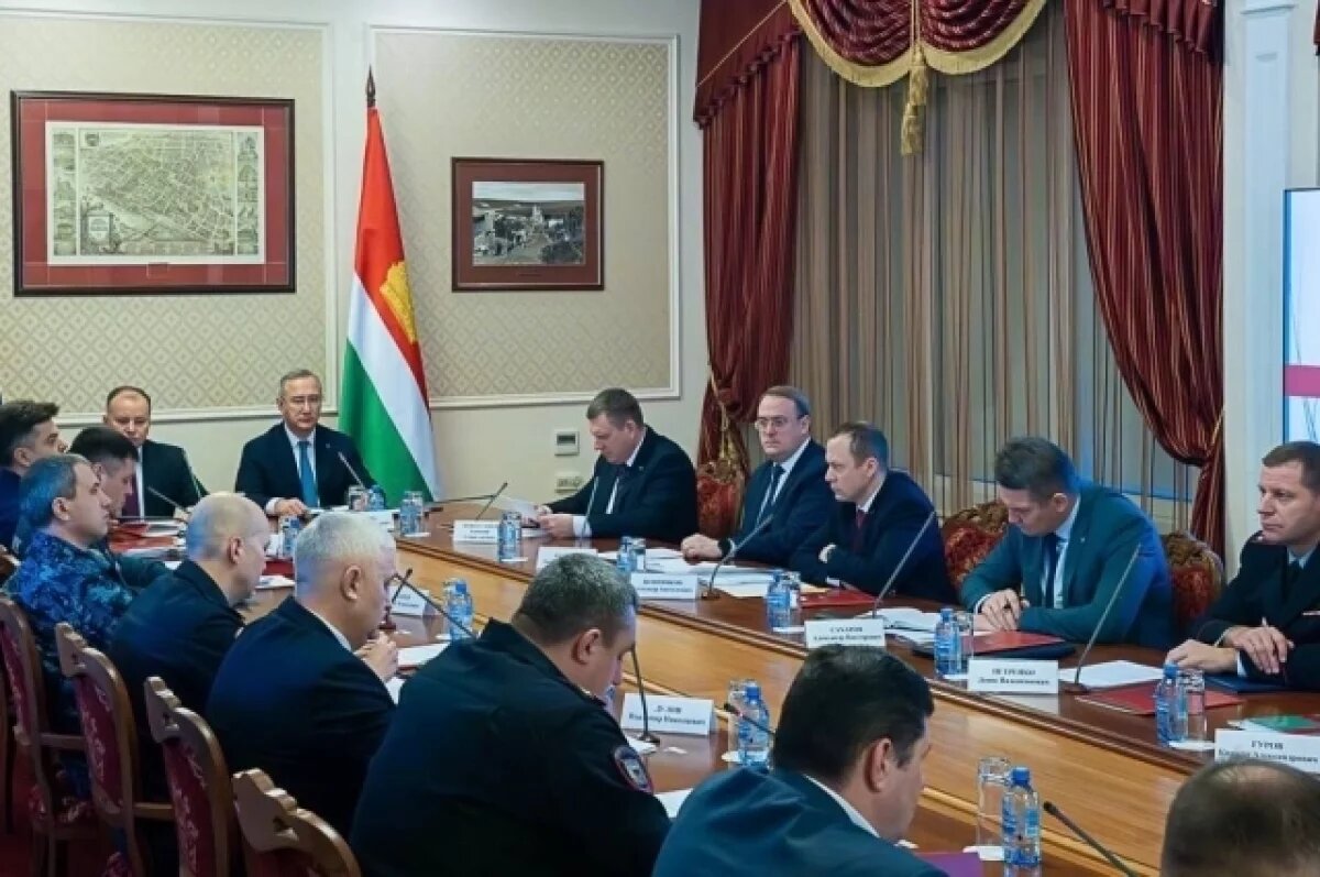    В Калужской области завершают подготовку к новогодним праздникам