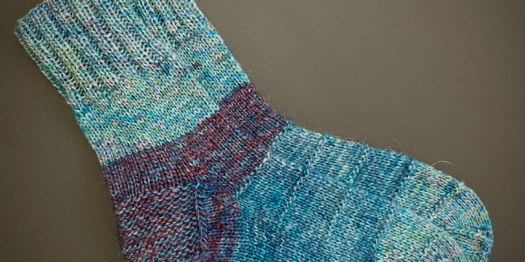 Первая пара вязаных носков 2026 года!