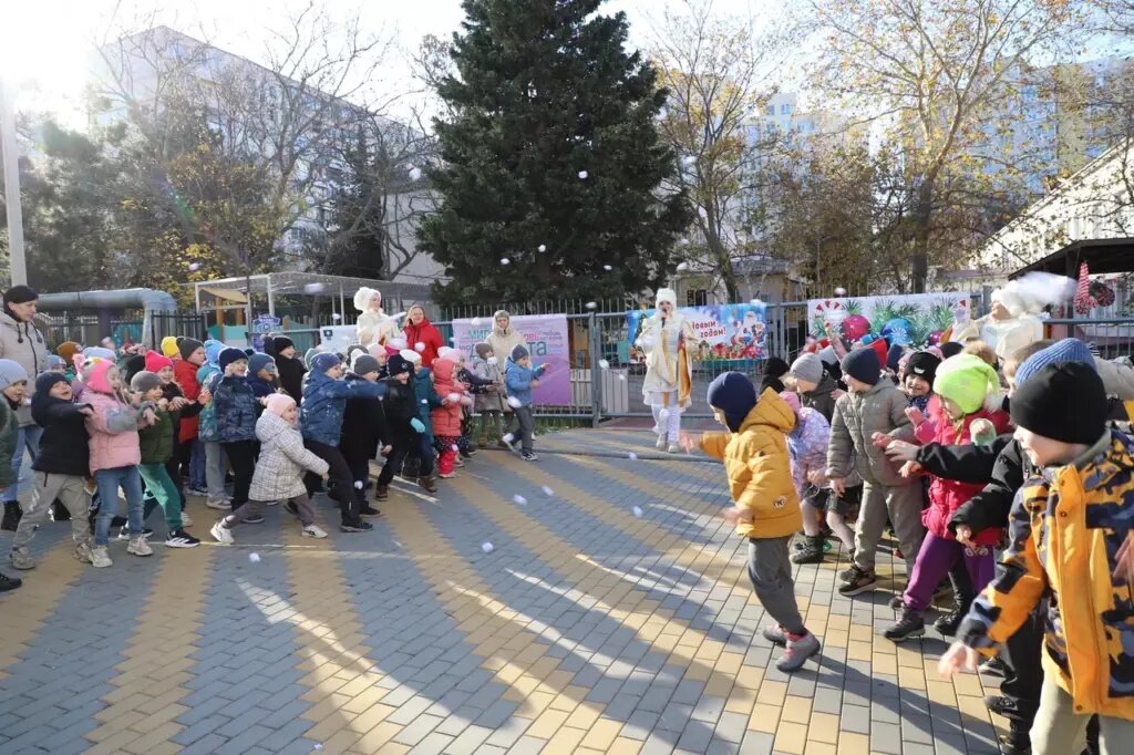 Листайте вправо, чтобы увидеть больше изображений
