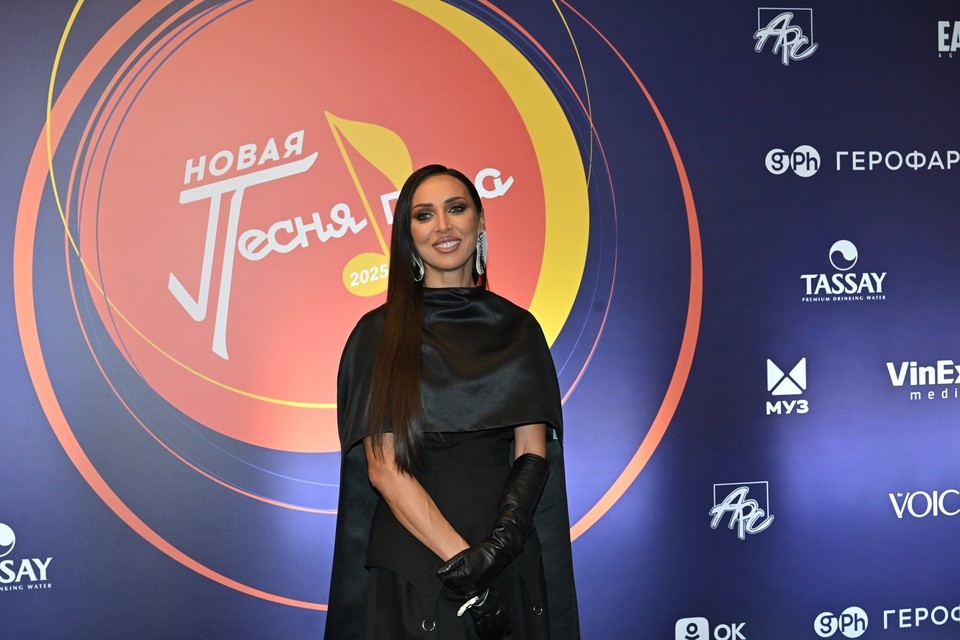    Алсу на концерте «Песня года» Евгения ГУСЕВА