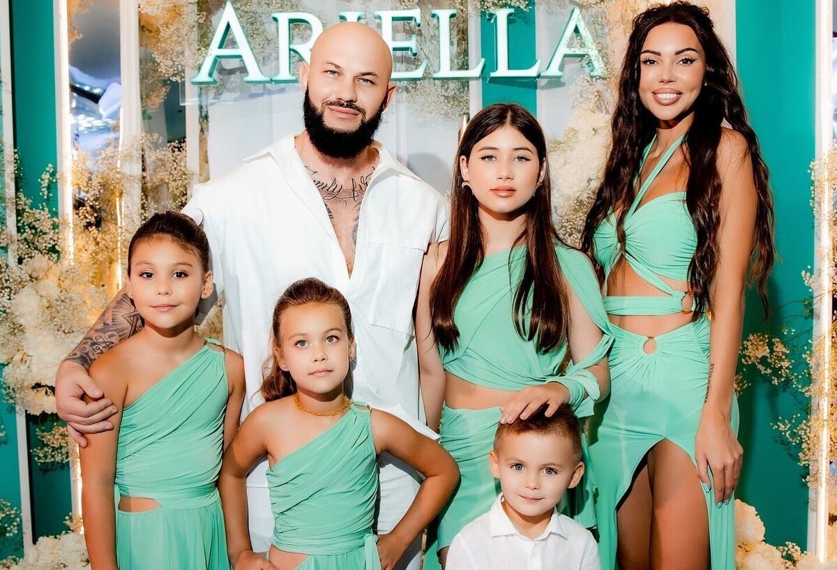 Попытки суицида дочери Самойловой и Джигана – психологические причины