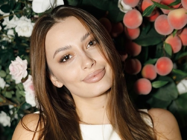     Яна Луконина: соцсети