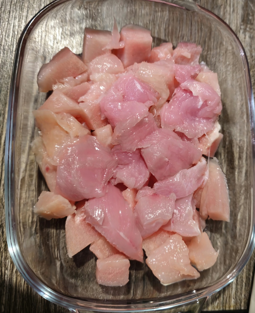 Обычно я беру филе курицы пополам с филе индейки. 