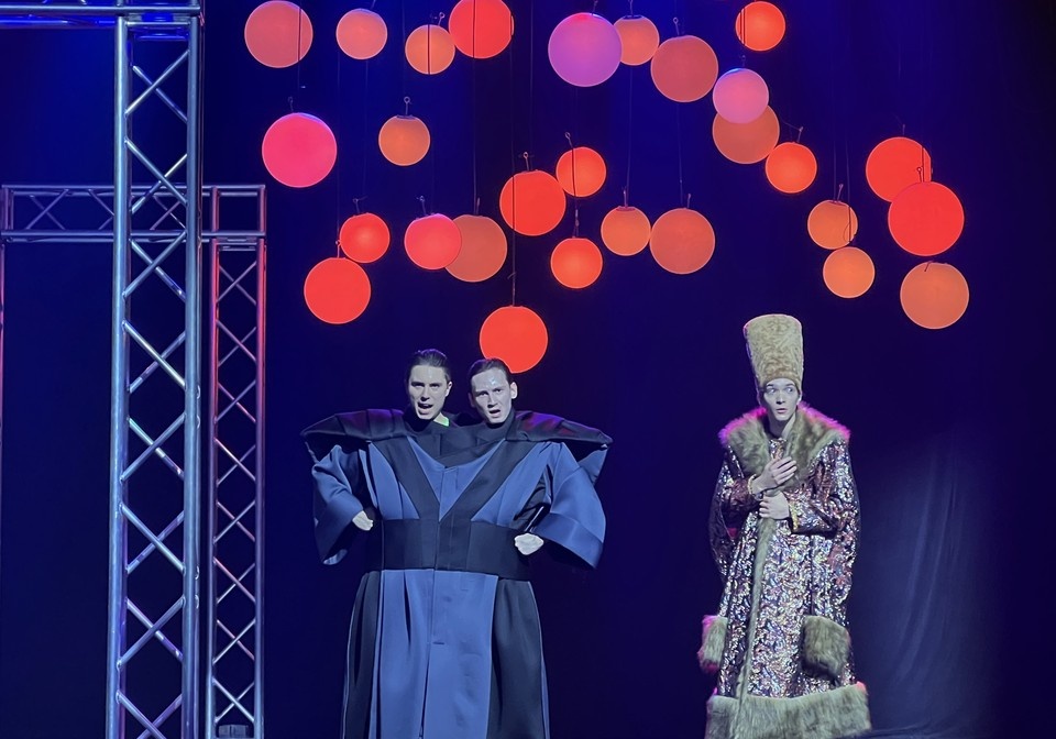    «Царь Горох и молодильные яблоки» Татьяна ПОДЪЯБЛОНСКАЯ