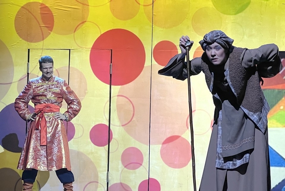    «Царь Горох и молодильные яблоки» Татьяна ПОДЪЯБЛОНСКАЯ