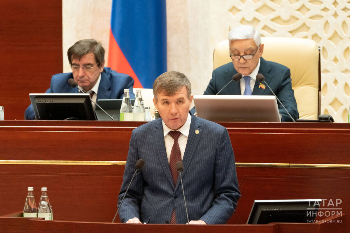 Мидхат Шагиахметов рассказал о законопроекте, расширяющем преференциальный налоговый режим для резидентов особой экономической зоны «Зеленая долина»Фото: © Салават Камалетдинов / «Татар-информ»