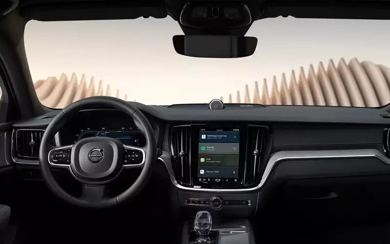    Volvo V60 Cross Country