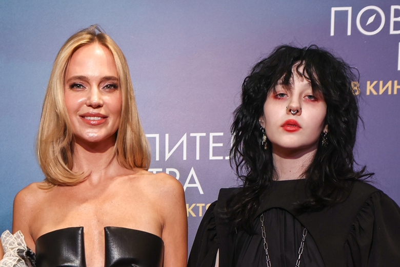    Глюкоза с дочерью Лидией: от аниме-образа до нового псевдонима.