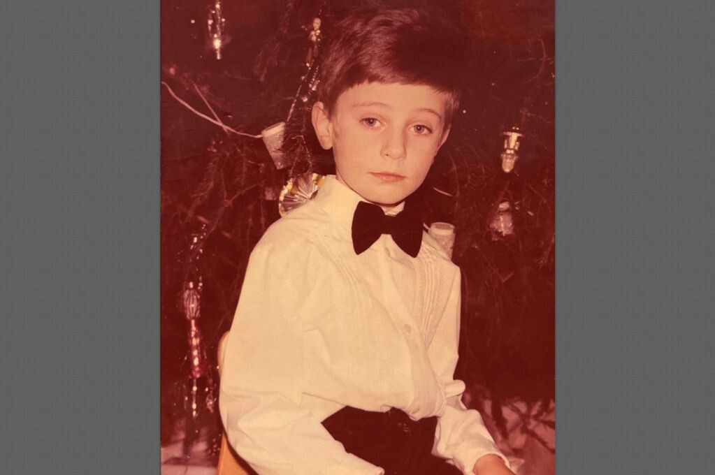 Очень артистичным был с детства