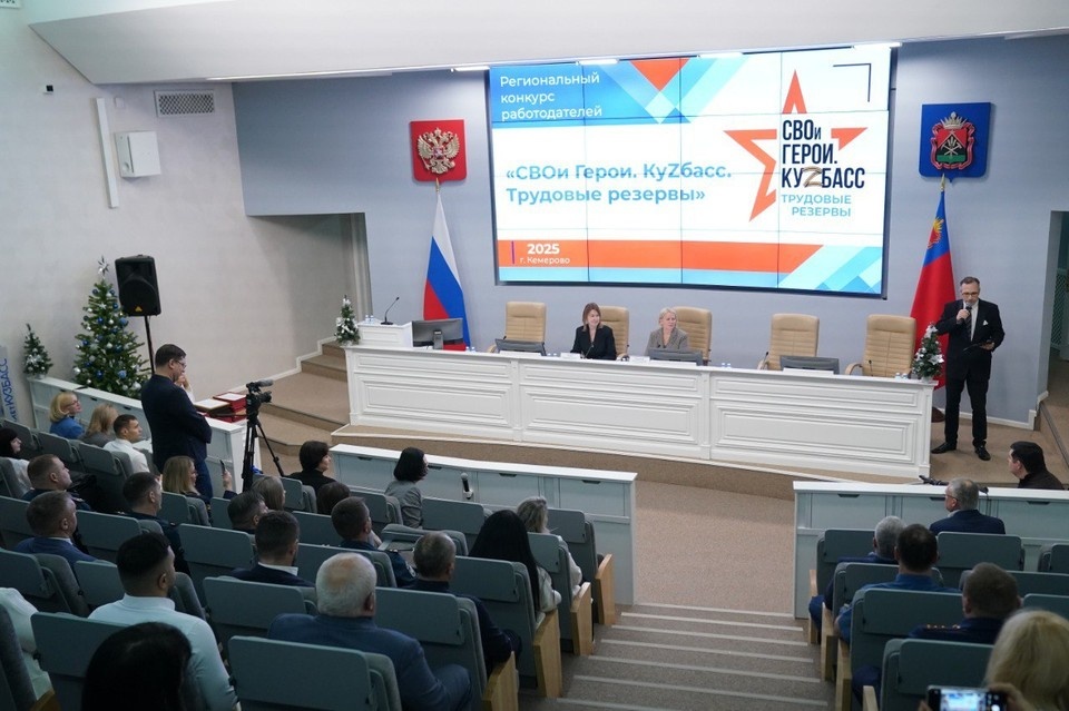    Фото: пресс-служба АПК.