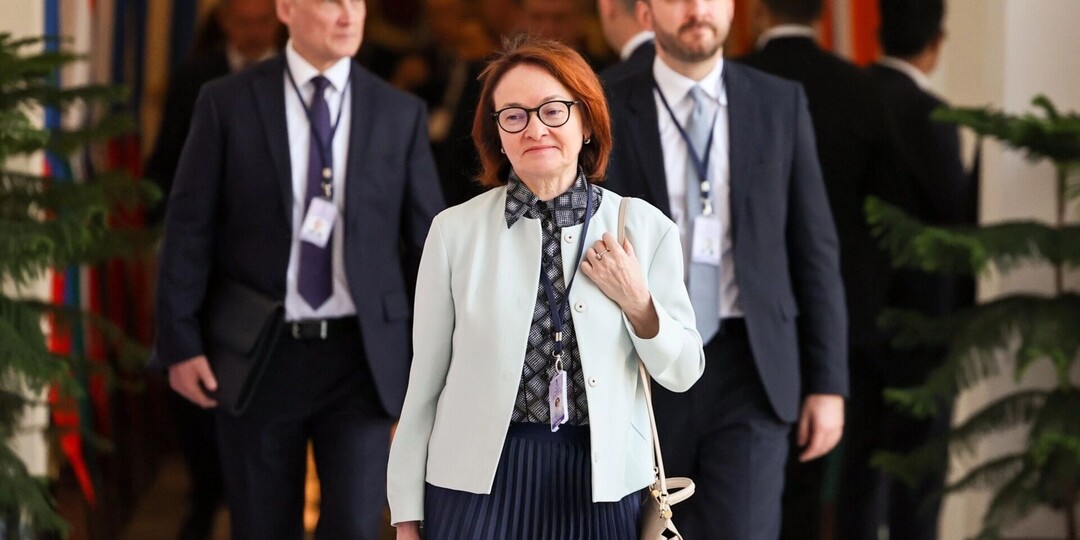 Экономические итоги года: Центробанк видит победу, экономисты фиксируют поражение