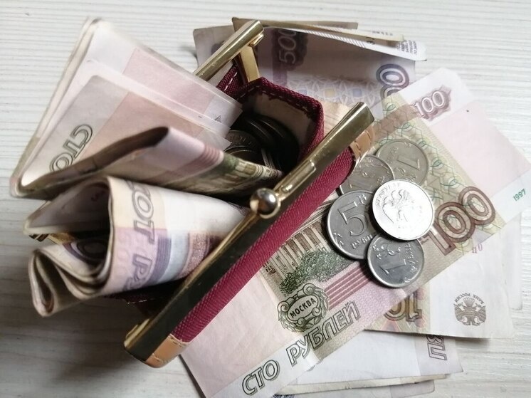     Объясняется это тяжелым финансовым положением и серьезными расходами на персонал. Фото: архив МК в Питере