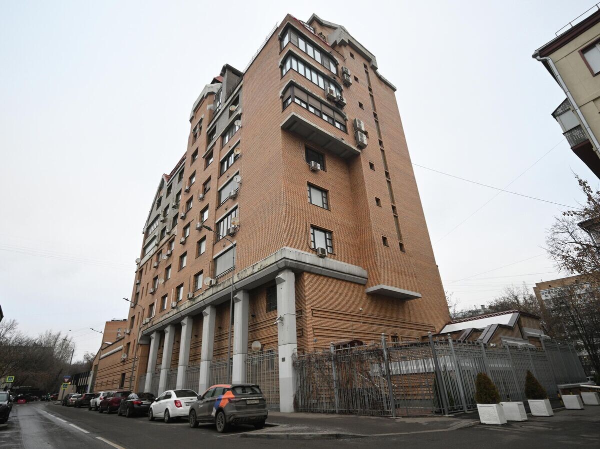    Дом в Хамовническом районе Москвы, где находится квартира певицы Ларисы Долиной | © РИА Новости / Кирилл Зыков