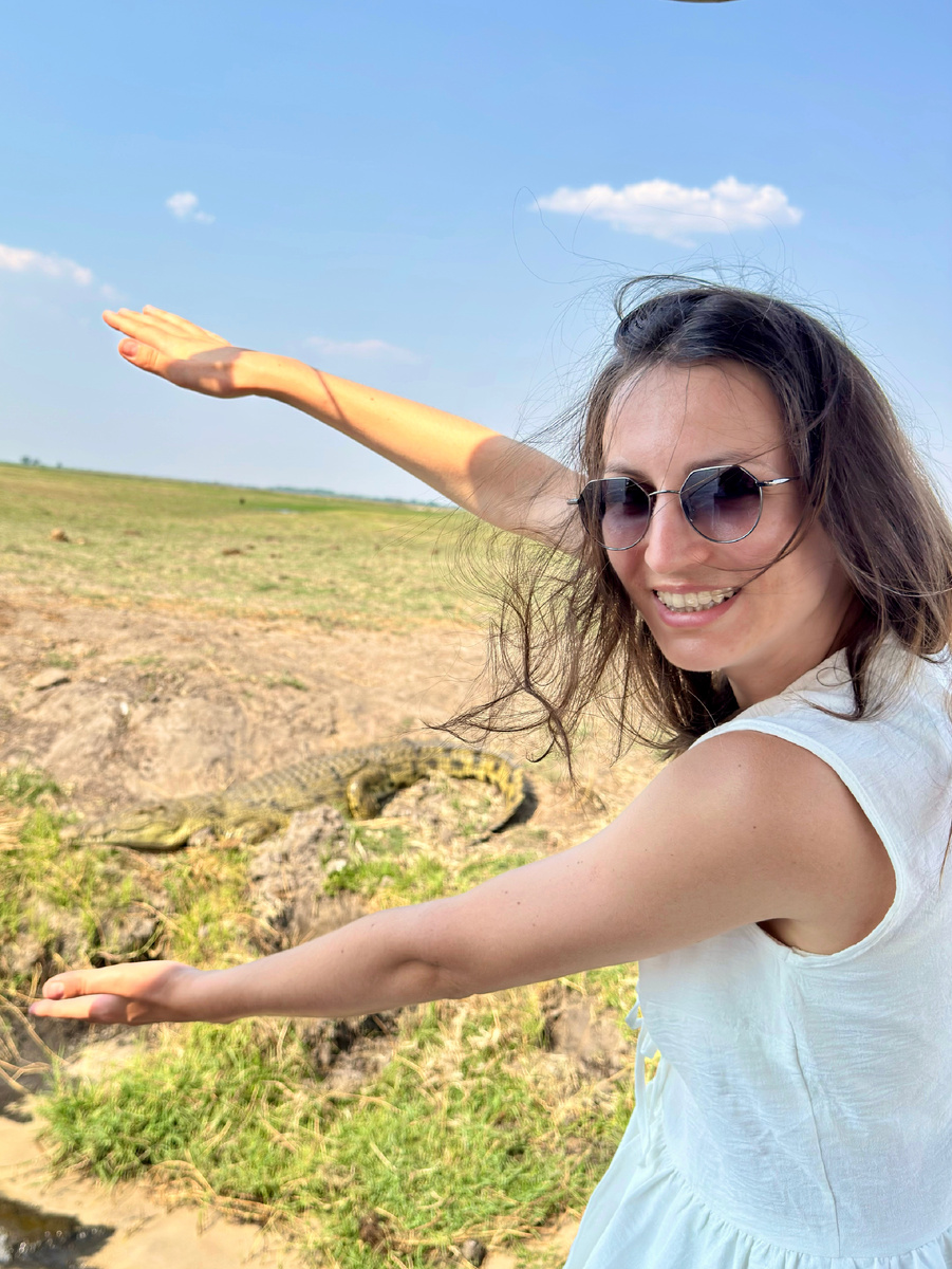 Крокодил в парке Чобе