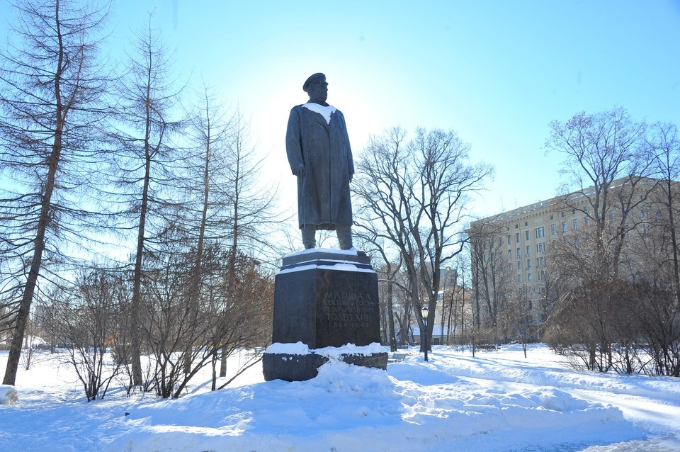    Памятник маршалу установлен в Москве Евгения ГУСЕВА