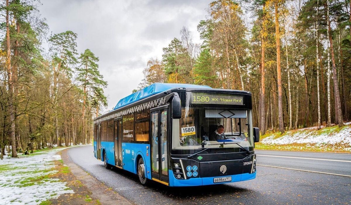     Автобус. Источник: mos ru Автор фото: Пресс-служба Мэра и Правительства Москвы