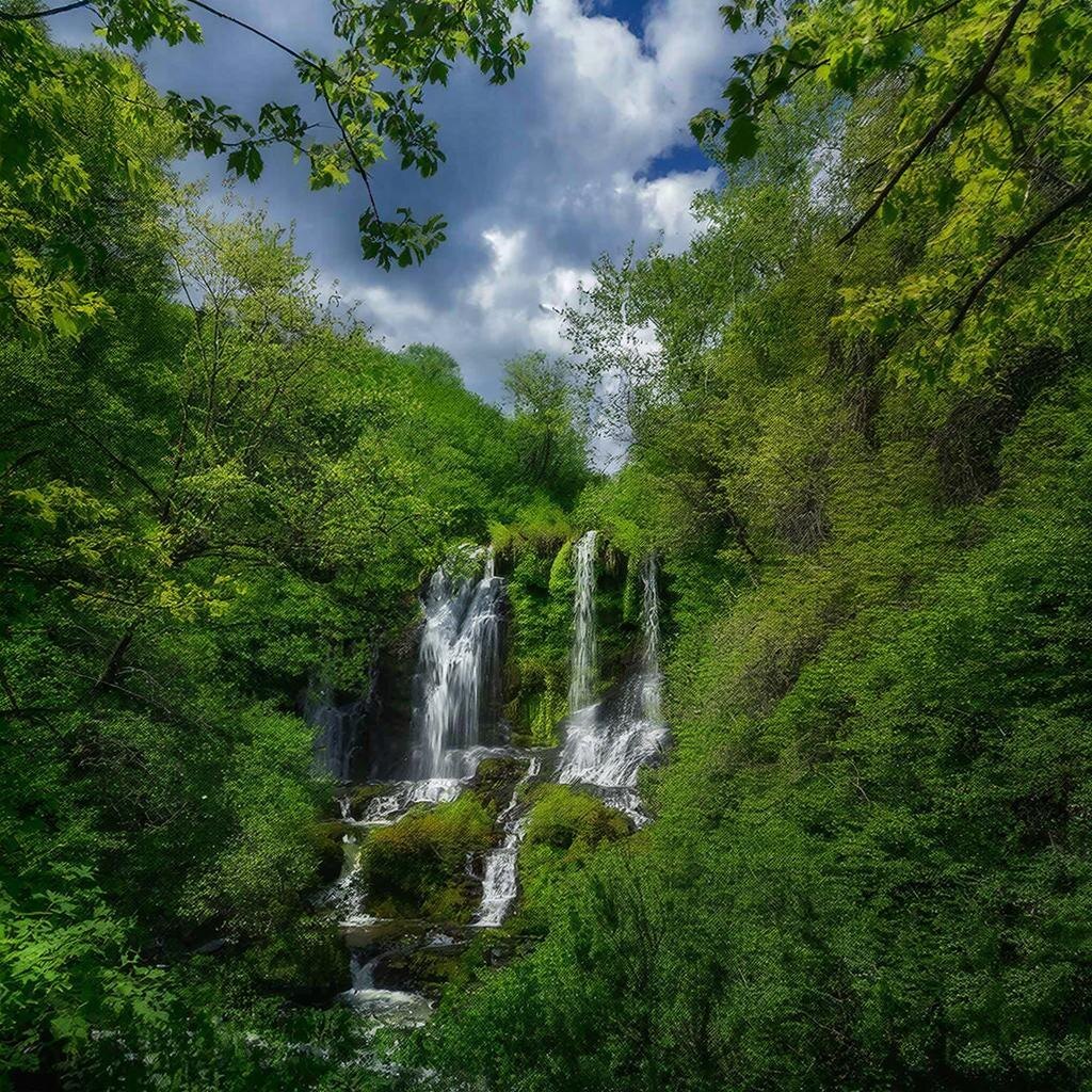 Kandinsky (ГигаЧат)