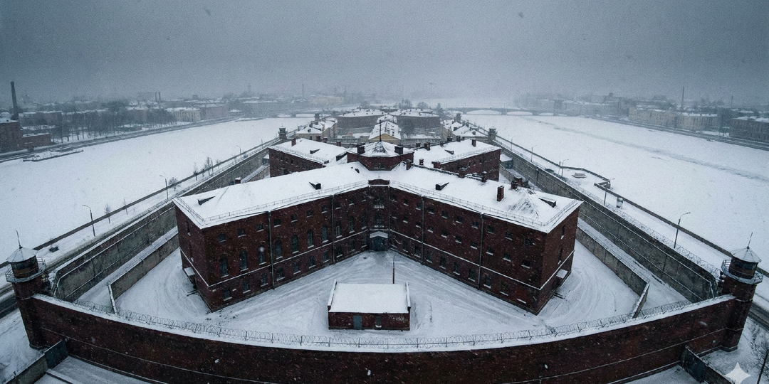 ШТУРМ В «КРЕСТАХ»: САМЫЙ ДЕРЗКИЙ БУНТ В ИСТОРИИ ПИТЕРСКОЙ ТЮРЬМЫ