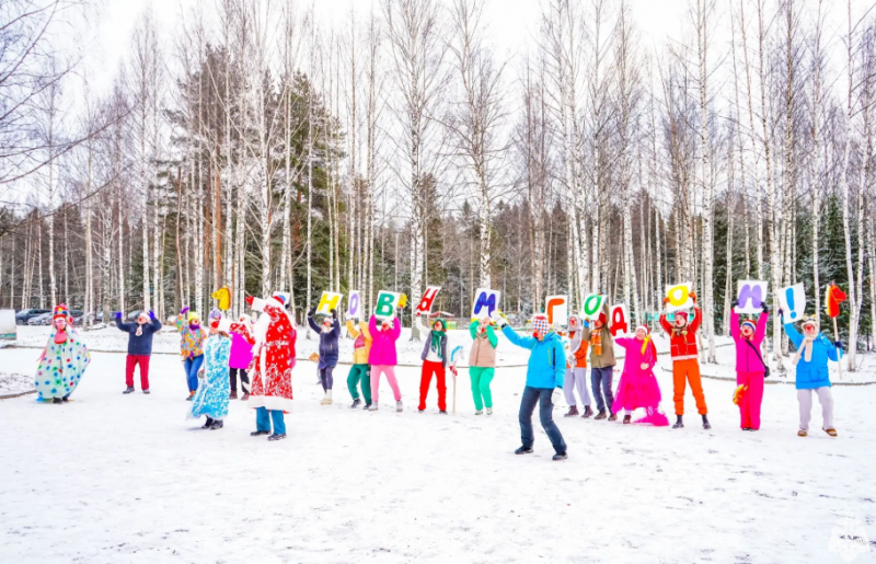    Пожарные подарили сказку маленьким пациентам ПетрозаводскаМЧС Карелии