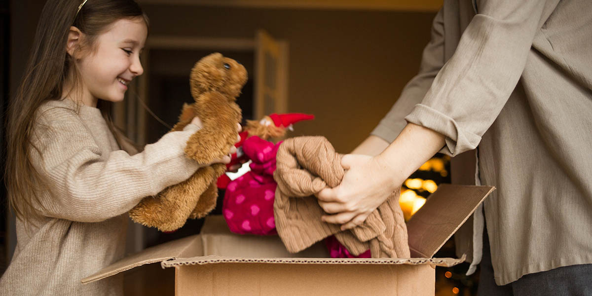 Подарите праздник тем, кто переживает непростое время. Источник: phBodrova / FOTODOM / Shutterstock