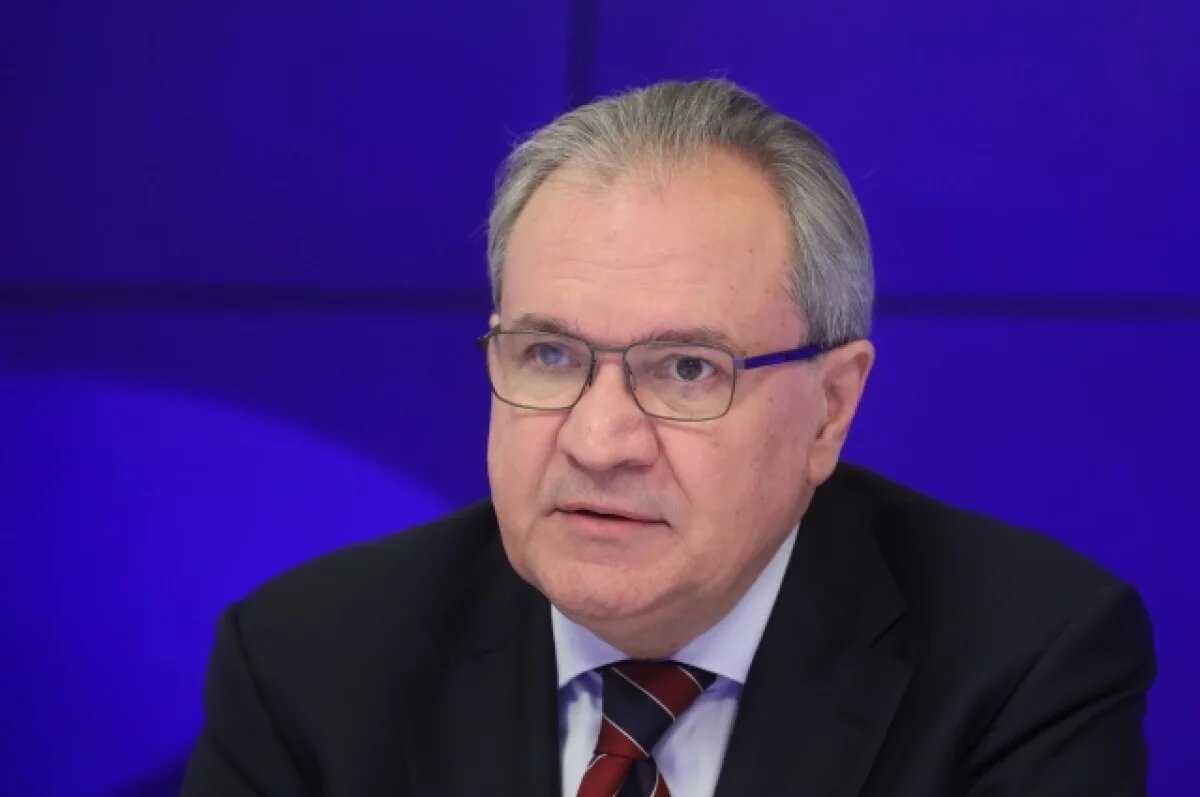    Глава СПЧ Фадеев заявил, что Путину передали список на помилование