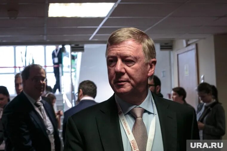 А.Чубайсв Дубае. https://ura.news/news/1052693502