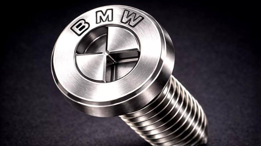     Фирменный винт BMW