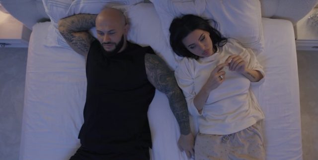    Кадр из шоу «Быть Джиганом и Оксаной»