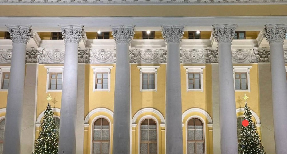 Билеты в Александринский по цене двух чашек кофе